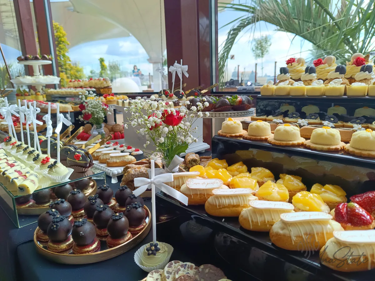 Candy bar selecție Ana State Ploiești - foto 102