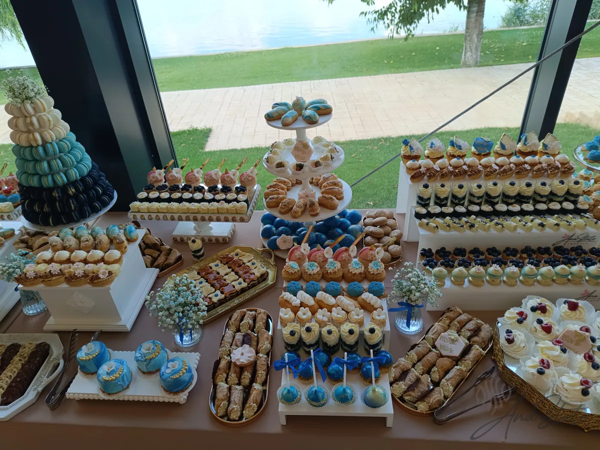 Candy bar selecție Ana State Ploiești - foto 104