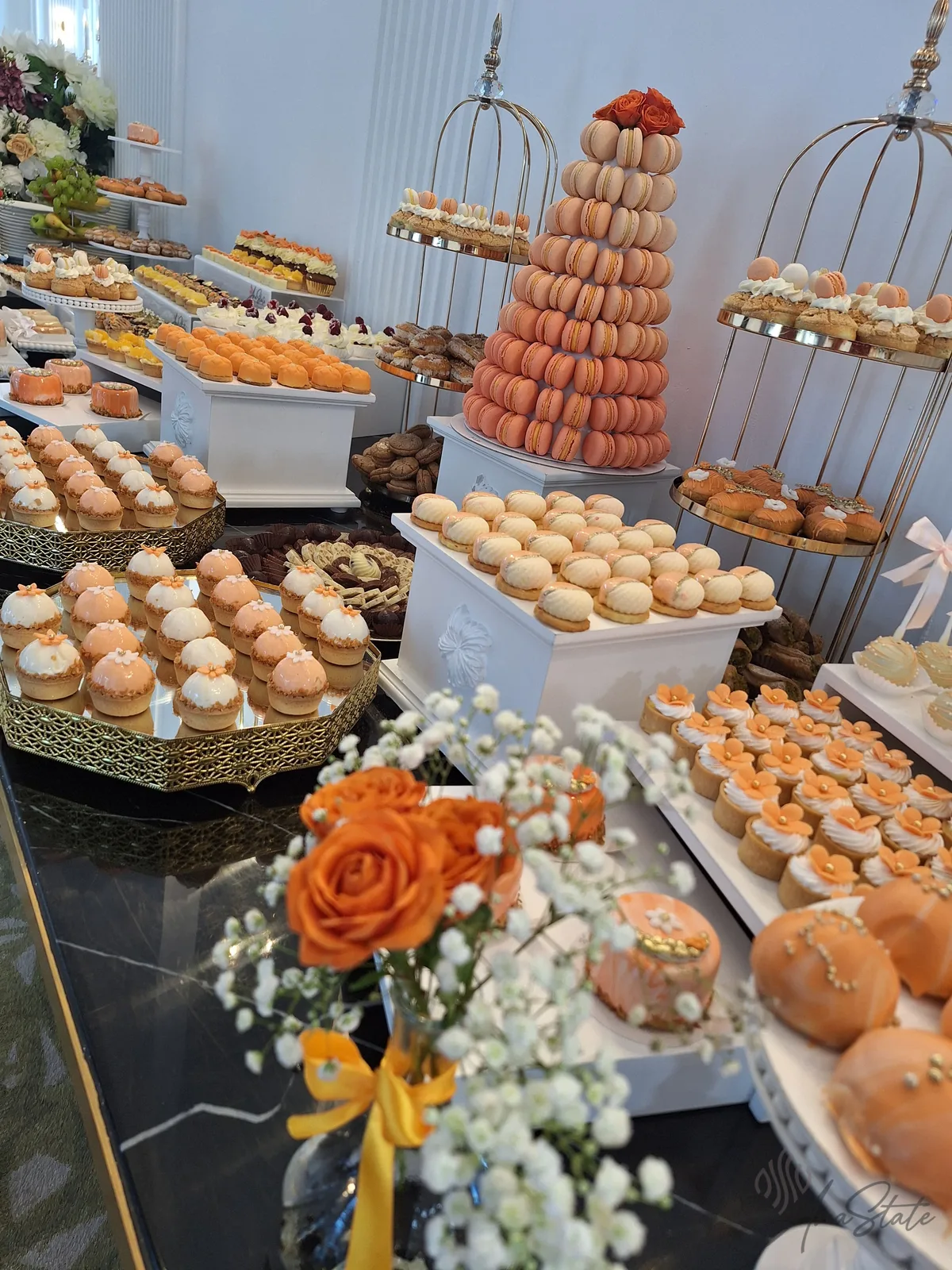 Candy bar selecție Ana State Ploiești - foto 127