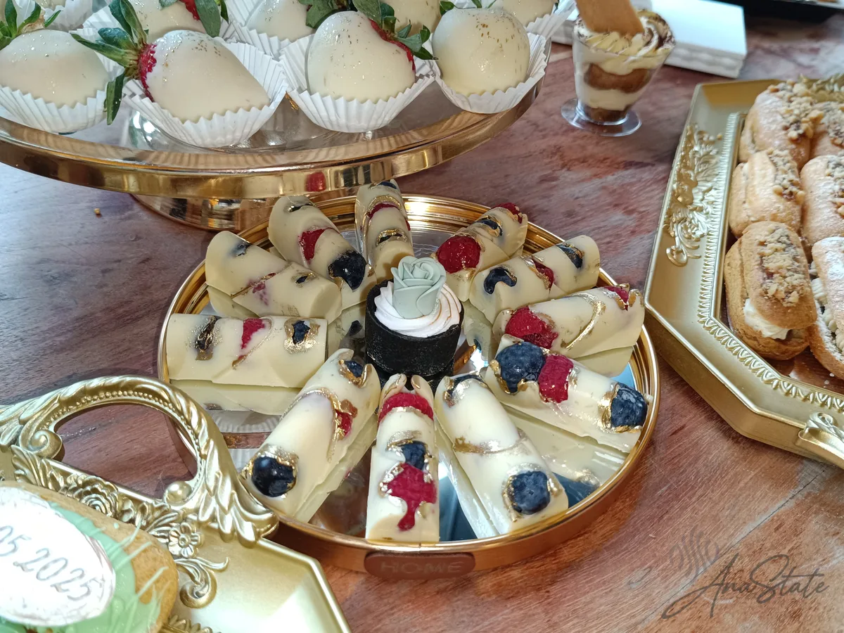 Candy bar selecție Ana State Ploiești - foto 130