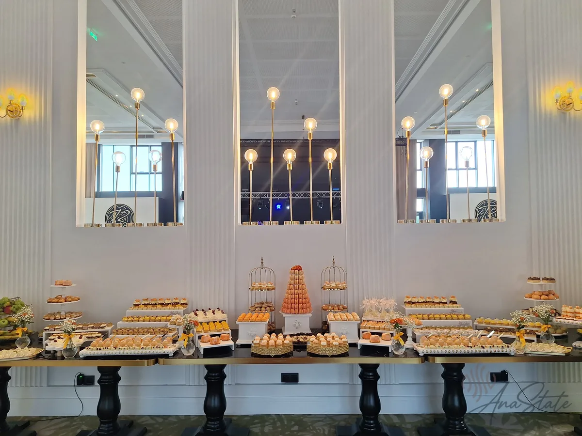 Candy bar selecție Ana State Ploiești - foto 134
