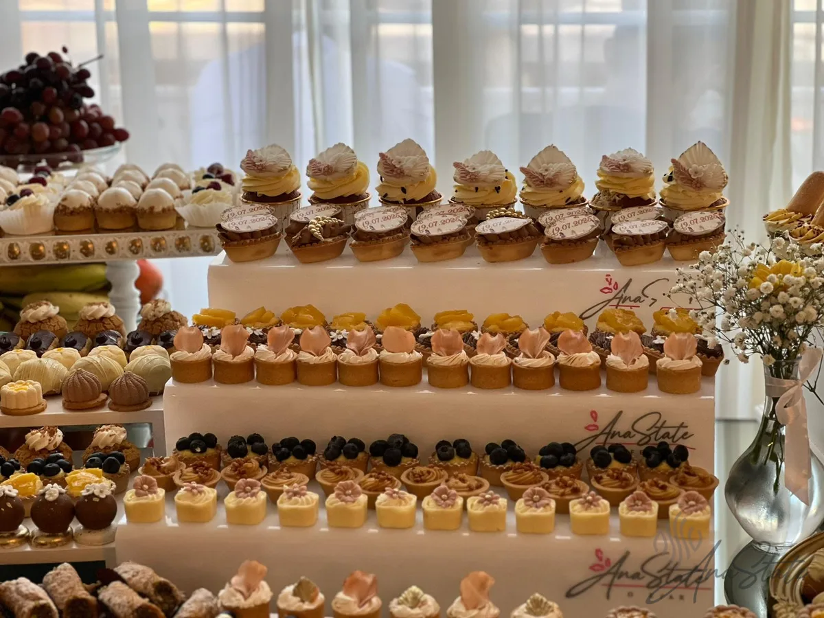 Candy bar selecție Ana State Ploiești - foto 135