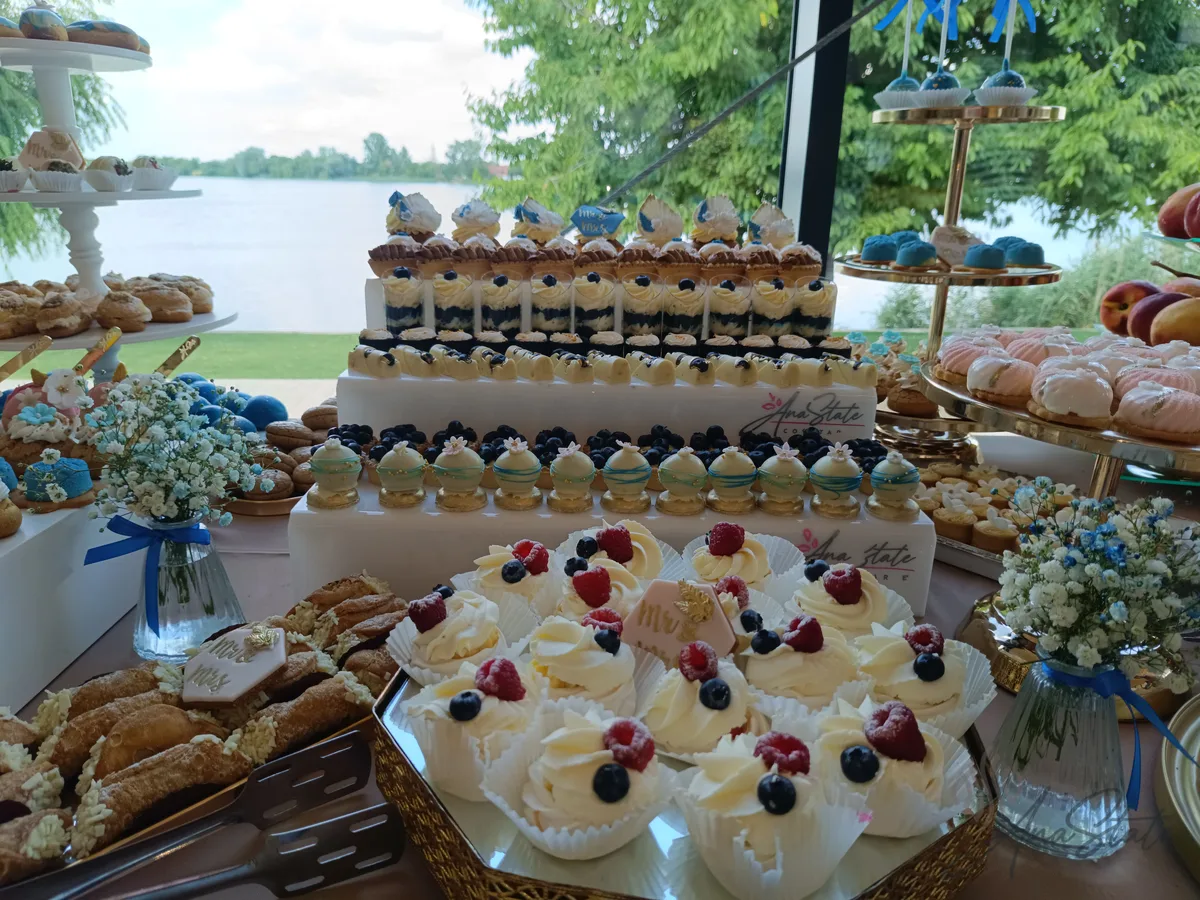 Candy bar selecție Ana State Ploiești - foto 144