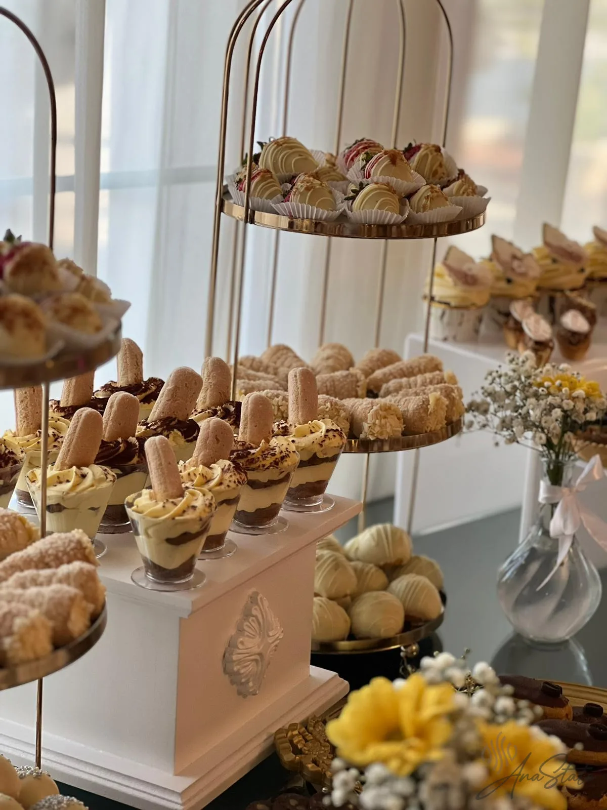 Candy bar selecție Ana State Ploiești - foto 15