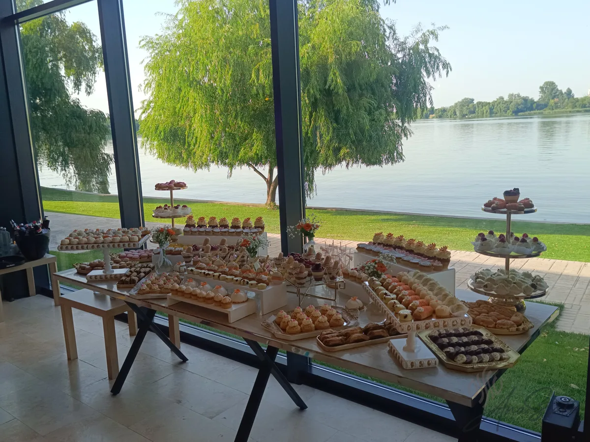 Candy bar selecție Ana State Ploiești - foto 151