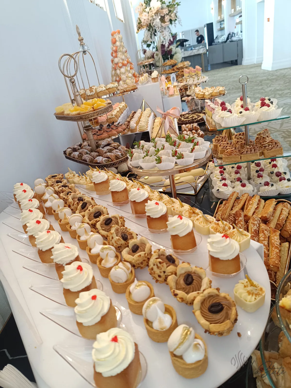 Candy bar selecție Ana State Ploiești - foto 161
