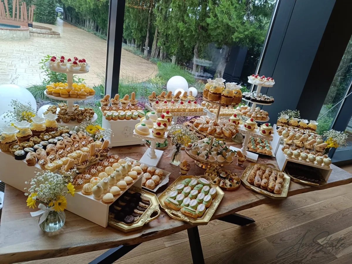 Candy bar selecție Ana State Ploiești - foto 172