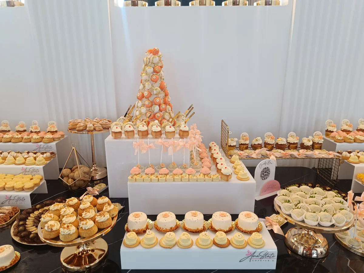 Candy bar selecție Ana State Ploiești - foto 194