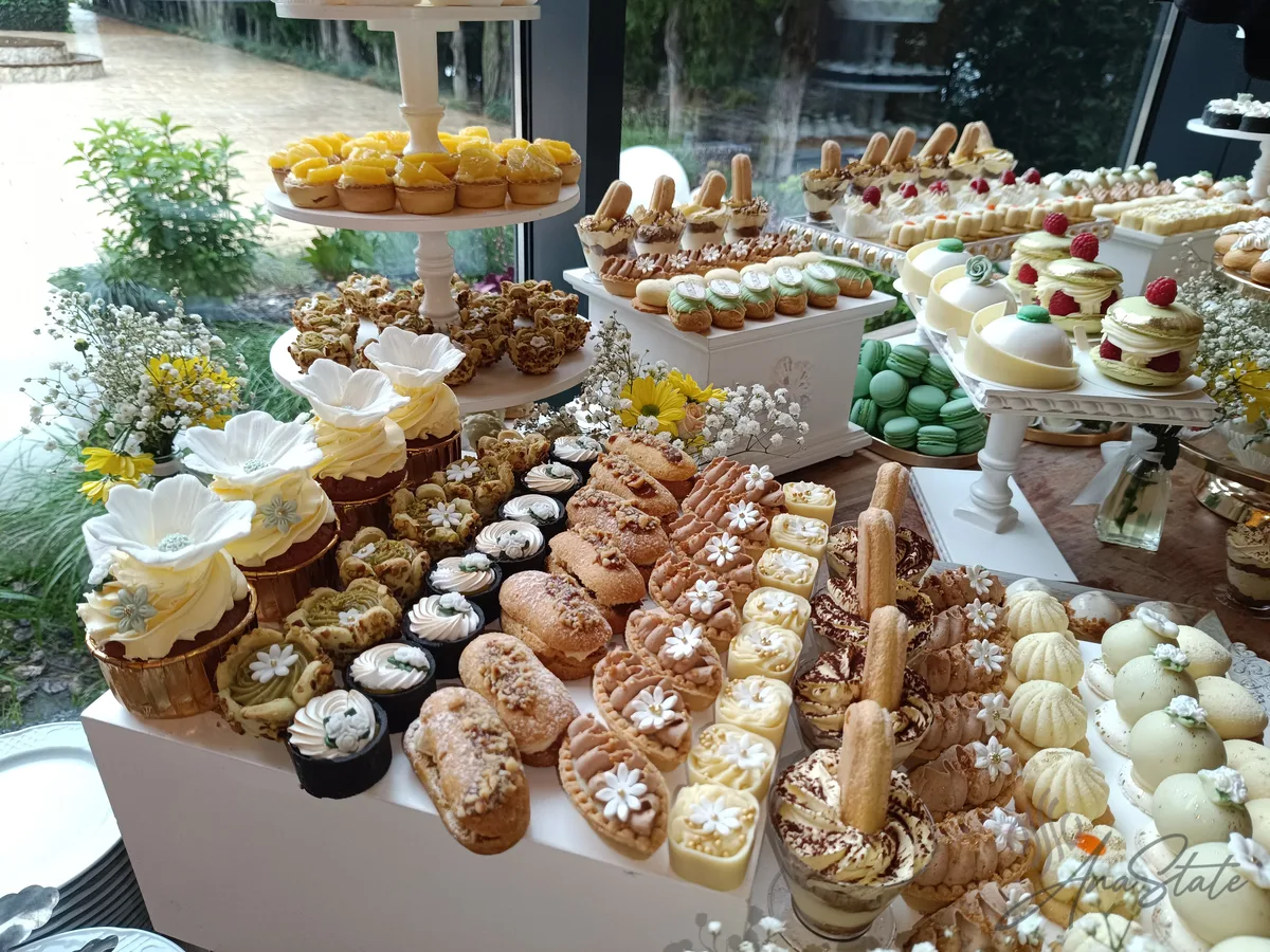 Candy bar selecție Ana State Ploiești - foto 198