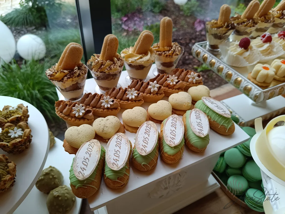 Candy bar selecție Ana State Ploiești - foto 23