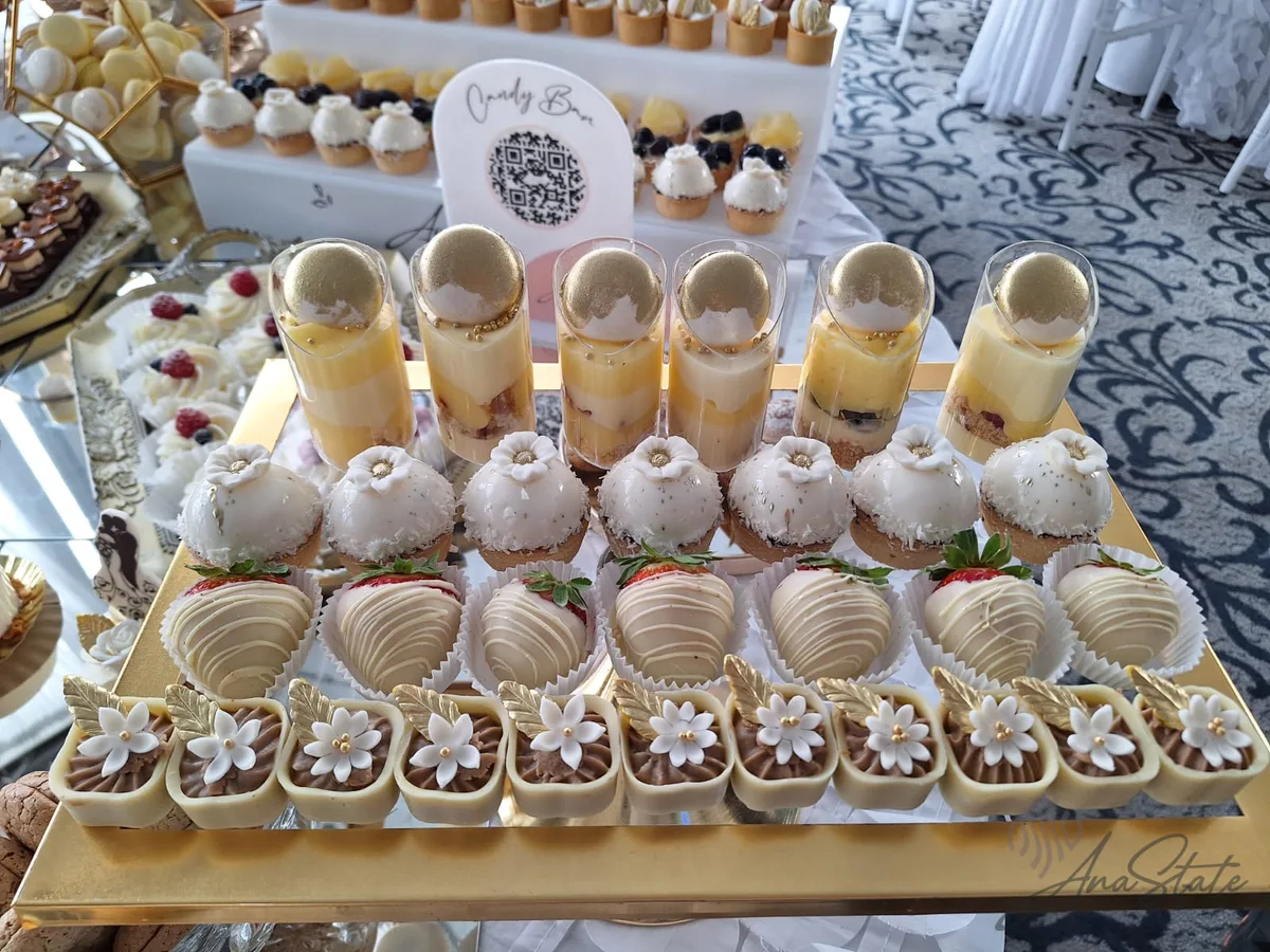 Candy bar selecție Ana State Ploiești - foto 31