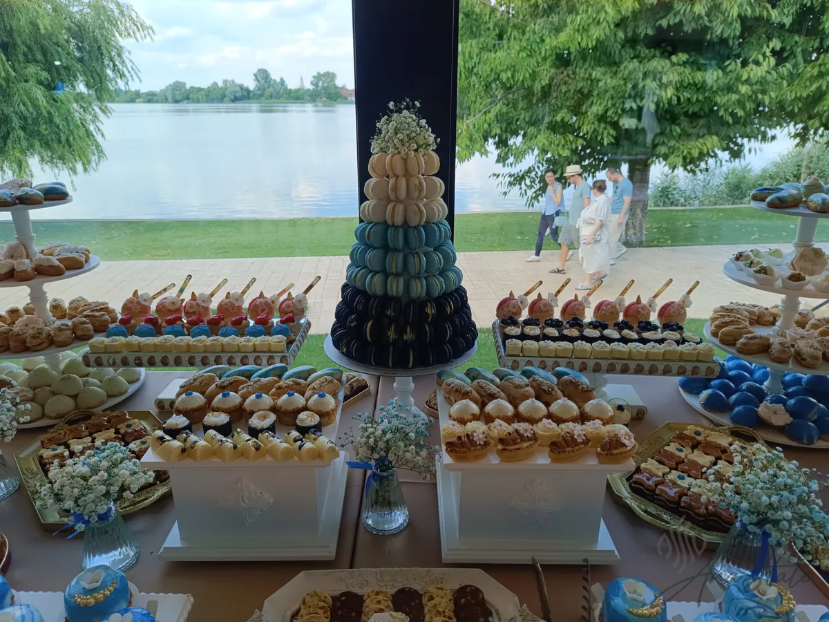 Candy bar selecție Ana State Ploiești - foto 38