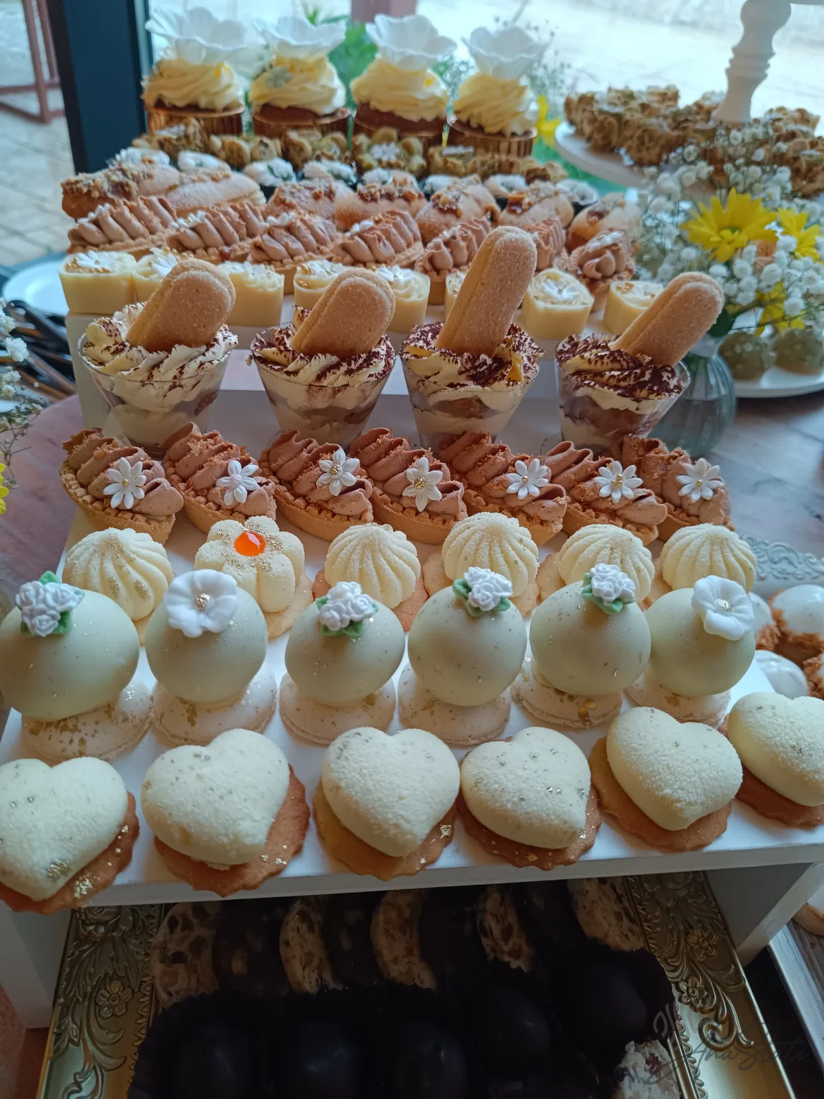 Candy bar selecție Ana State Ploiești - foto 45