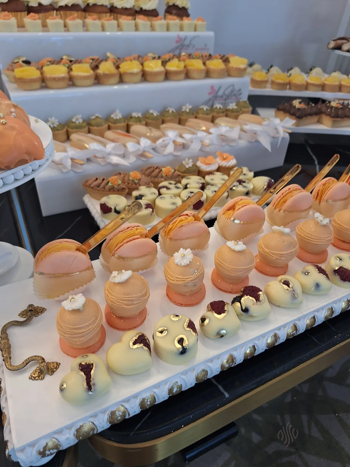 Candy bar selecție Ana State Ploiești - foto 46