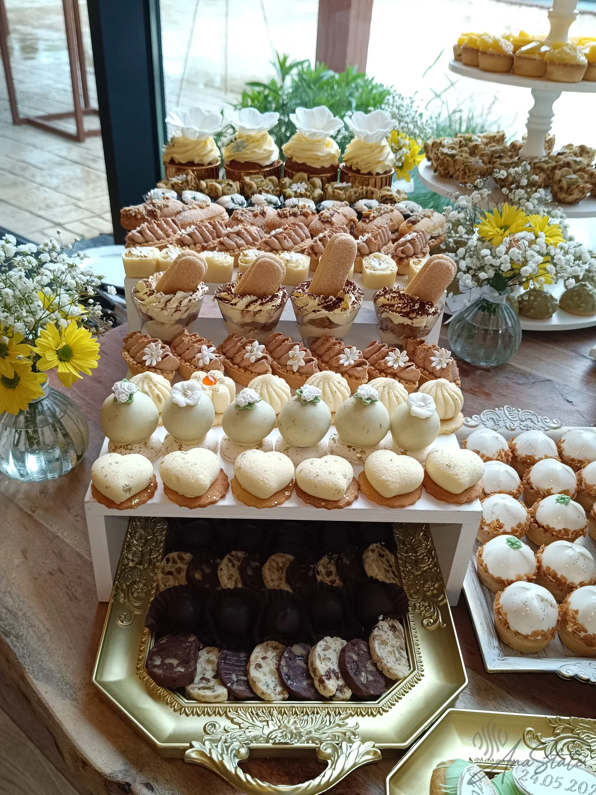 Candy bar selecție Ana State Ploiești - foto 49