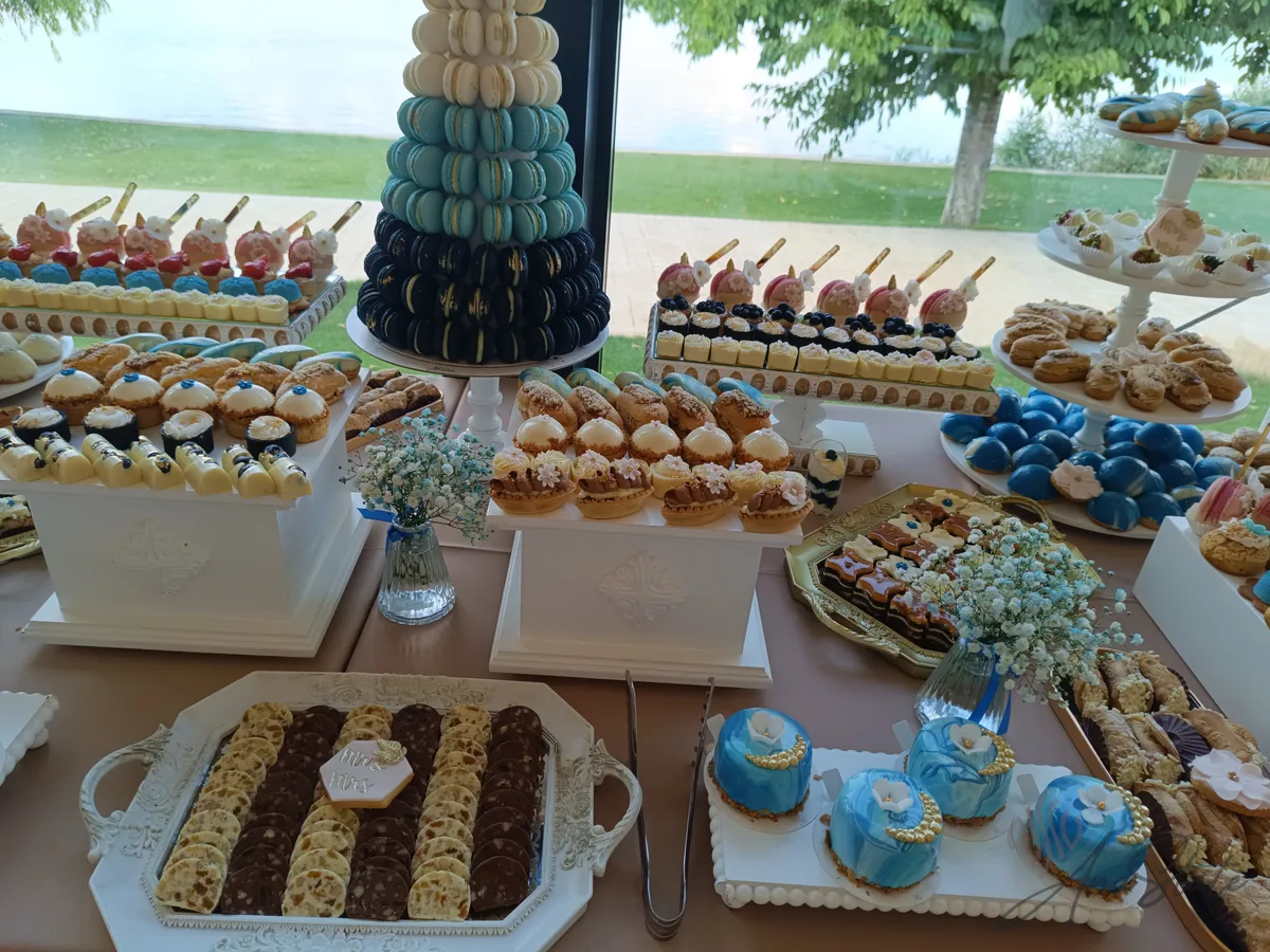 Candy bar selecție Ana State Ploiești - foto 59