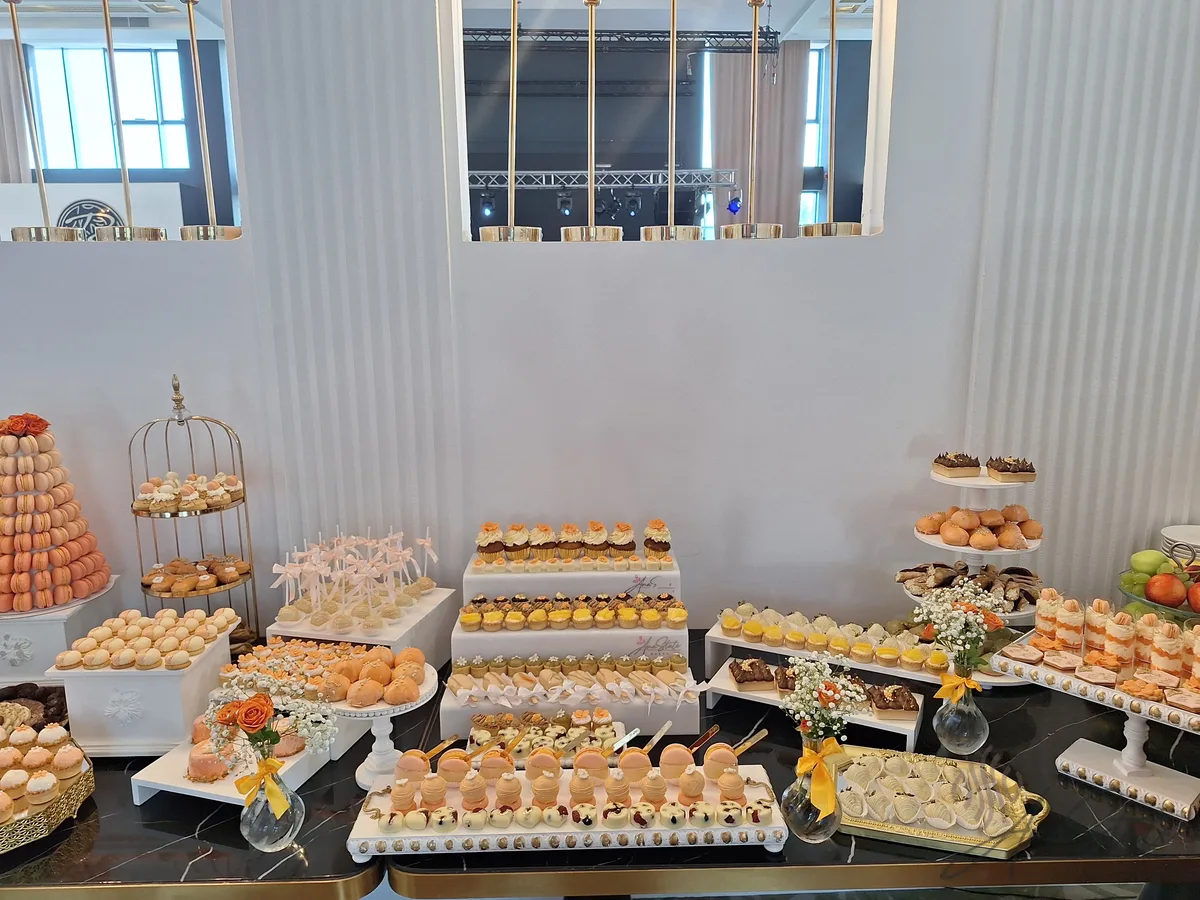 Candy bar selecție Ana State Ploiești - foto 82
