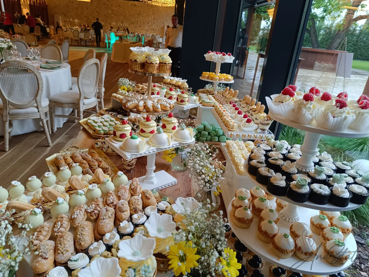 Candy bar selecție Ana State Ploiești - foto 87